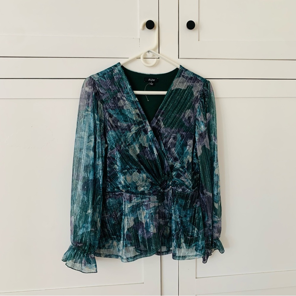 AUW Green Sheer Floral Wrap Blouse Size Large